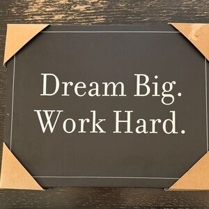 Inspiring Black and White Wall Art Decor